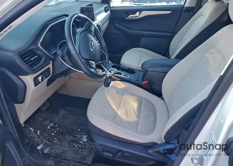 2021 Ford Escape Se z USA, uszkodzony, nr VIN 1FMCU9G65MUA37393